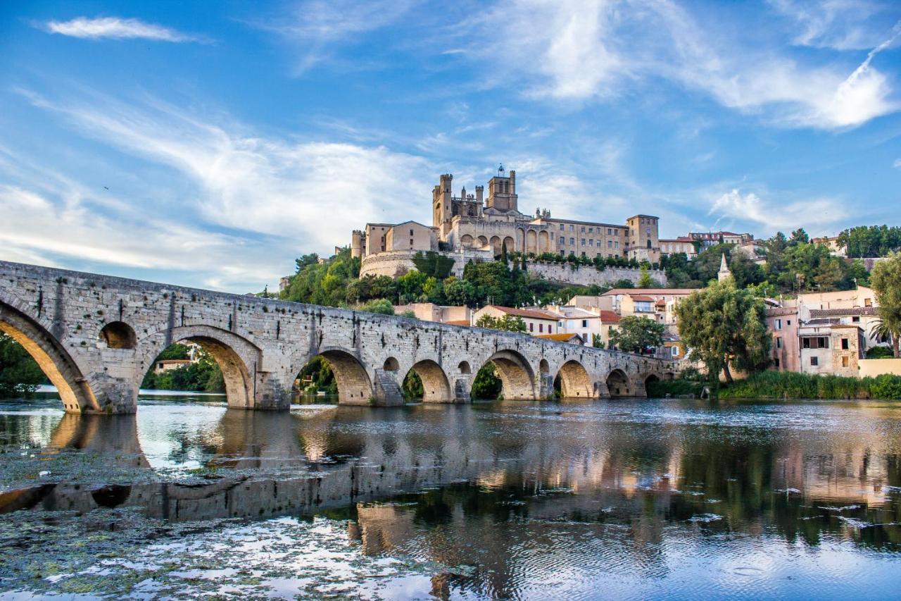 Chambre Dans Une Grande Maison Entre Canal Du Midi Et Centre Ville Beziers Luaran gambar